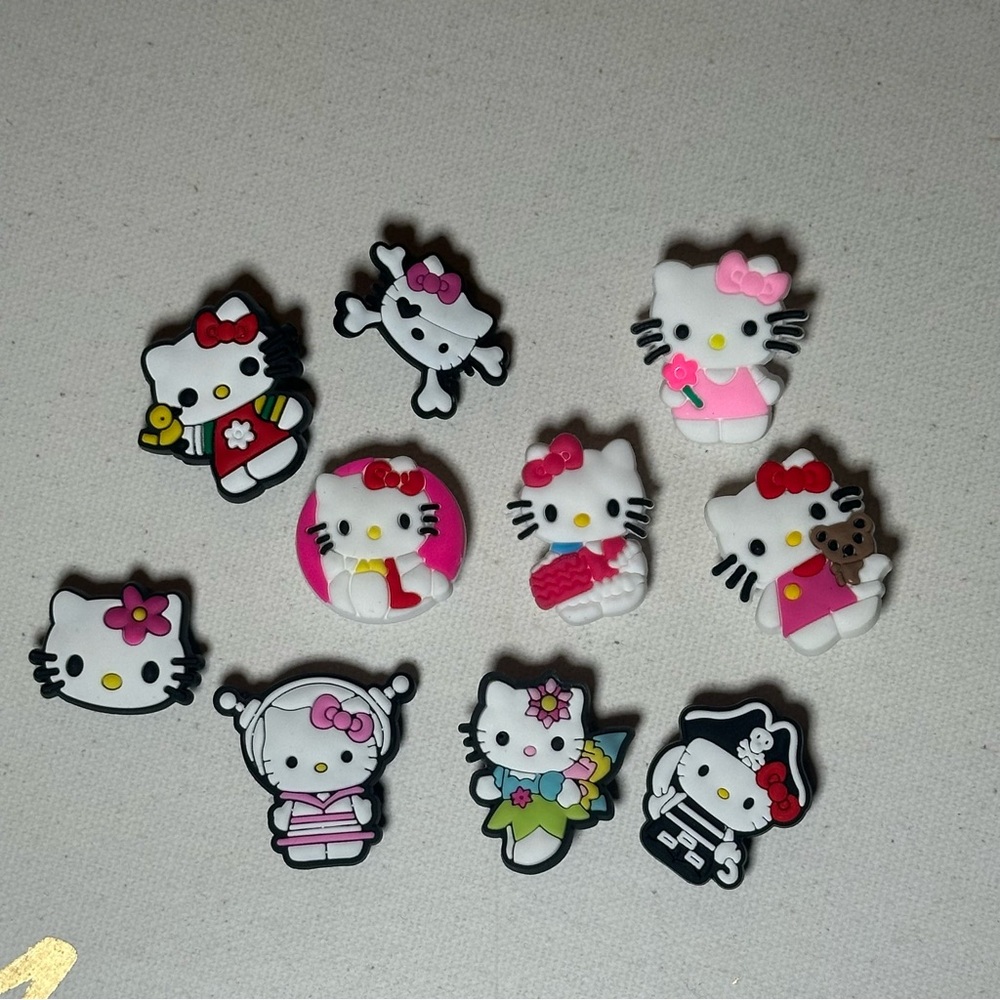 NEW SANRIO HELLO KITTY 10 Silicone PVC Croc Inspired Shoe Charms Lot #1